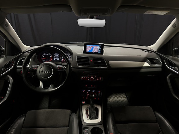Audi Q3 16 of 30