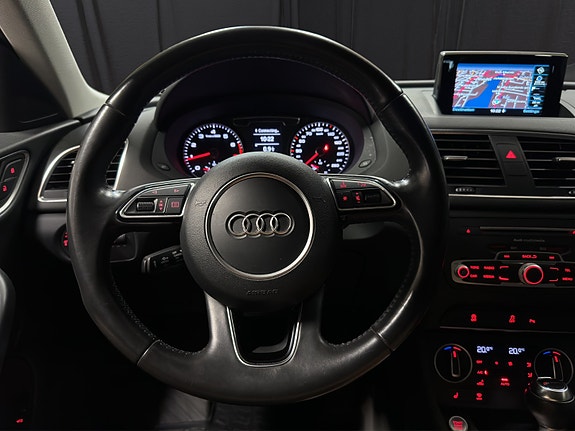 Audi Q3 28 of 30