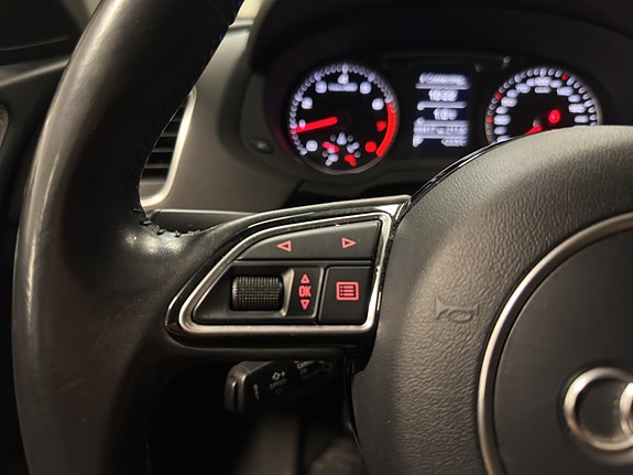 Audi Q3 27 of 30