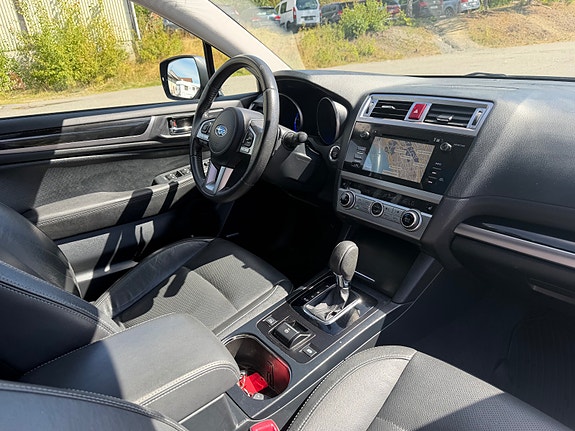 Subaru Outback 16 of 23