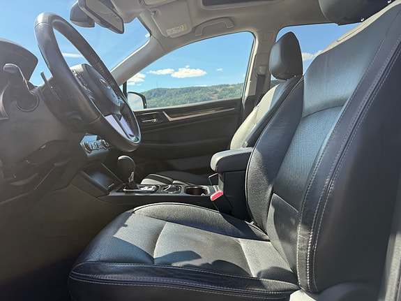 Subaru Outback 15 of 23