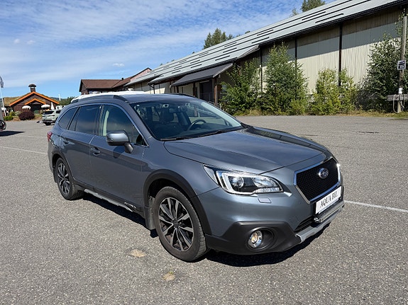 Subaru Outback 2 of 5