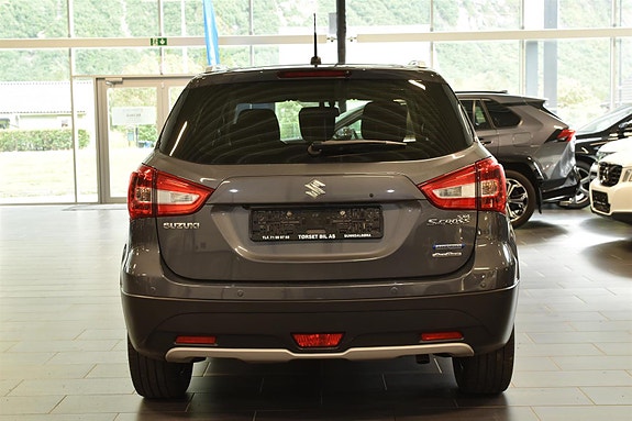 Suzuki SX4 S-Cross 4 of 14