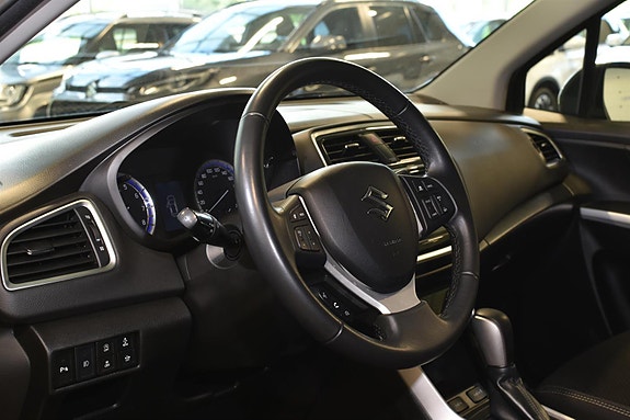 Suzuki SX4 S-Cross 9 of 14