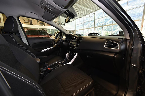 Suzuki SX4 S-Cross 12 of 14