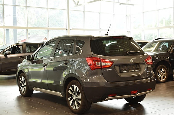 Suzuki SX4 S-Cross 3 of 14