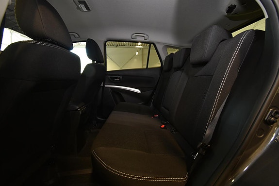 Suzuki SX4 S-Cross 13 of 14