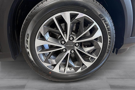 Maxus Euniq 6 24 of 27