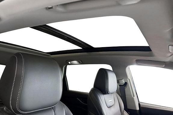 Maxus Euniq 6 25 of 27