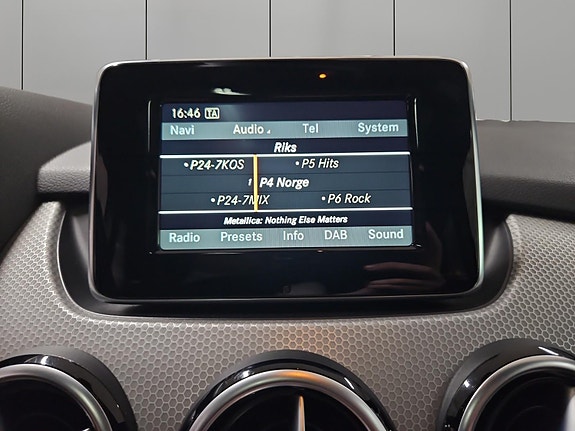 Mercedes-Benz B180 19 of 27