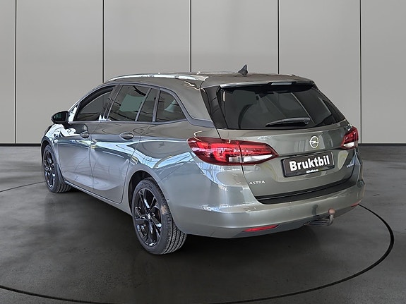 Opel Astra 3 of 5
