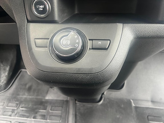 Peugeot Expert 15 of 17