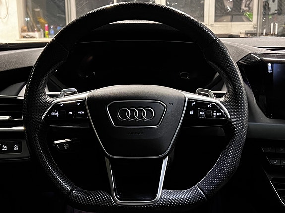 Audi e-tron GT 25 of 30