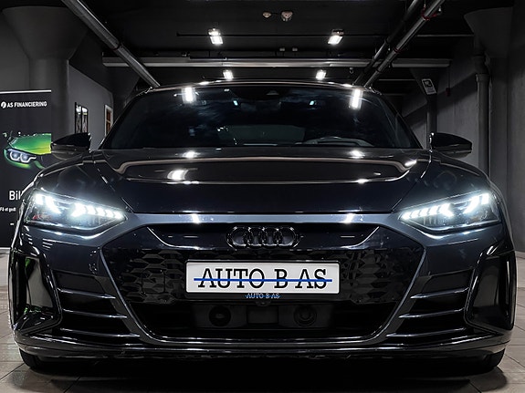 Audi e-tron GT 8 of 30