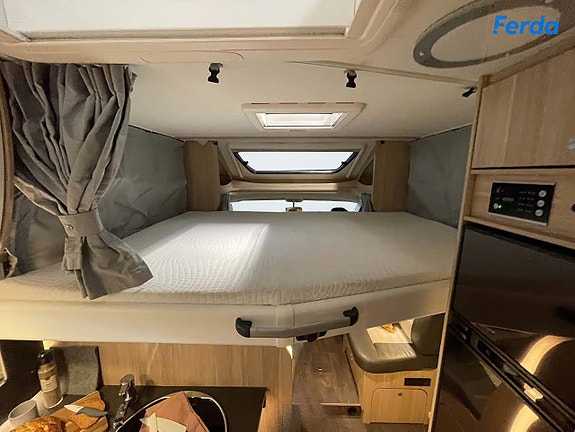 Sunlight T69L Adventure Automat | Heveseng | Queen Bed | Solcelle | Oslo & Torp 12 of 17