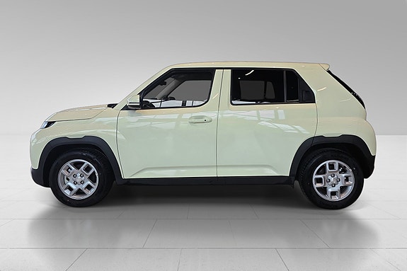 Hyundai Inster 2 of 5