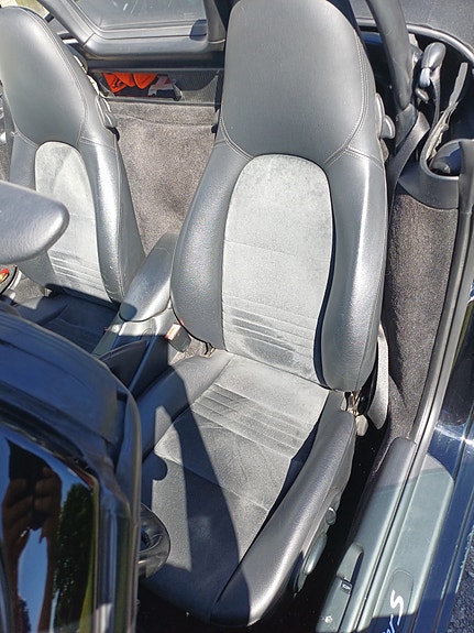 Porsche Boxster S 4 of 5