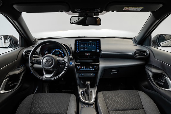 Toyota Yaris Cross 18 of 30