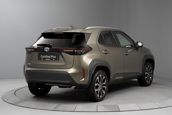 Toyota Yaris Cross 4 of 30