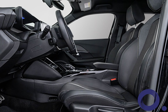Peugeot e-2008 9 of 26