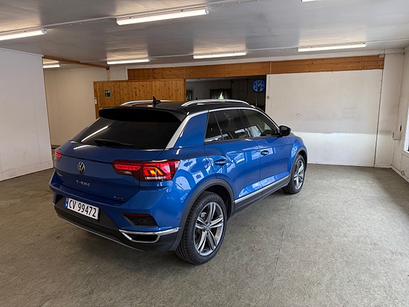 Volkswagen T-Roc 5 of 5