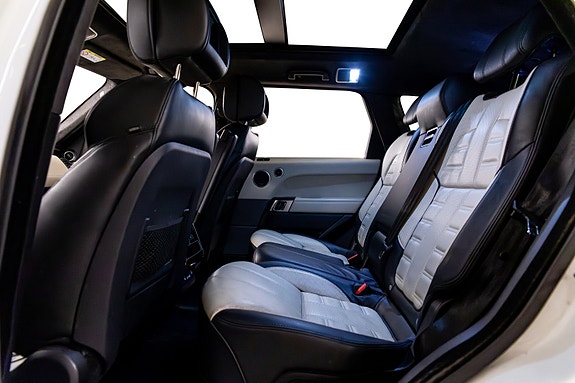 Land Rover Range Rover Sport 5 of 5
