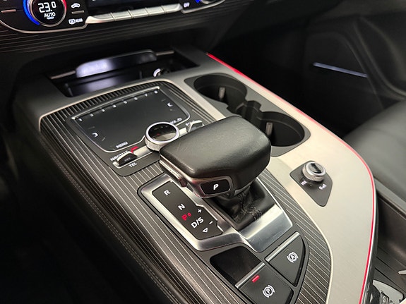 Audi Q7 22 of 30