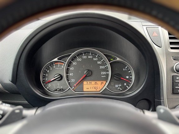 Toyota Verso-S 20 of 30