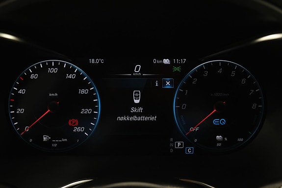 Mercedes-Benz GLC300 e 23 of 27