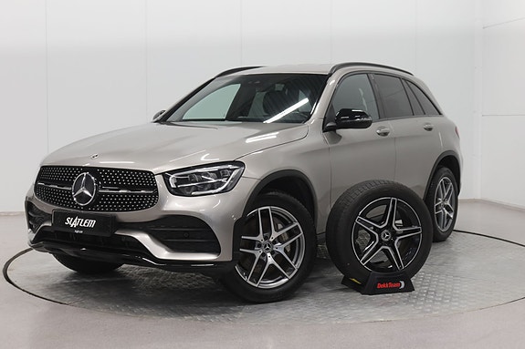 Mercedes-Benz GLC300 e 27 of 27