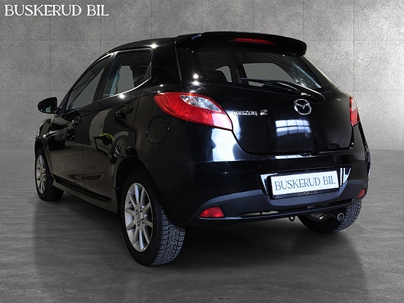 Mazda 2 2 of 5