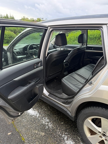 Subaru Outback 7 of 8
