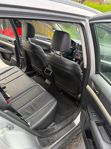 Subaru Outback 8 of 8