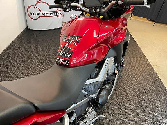 Honda VFR 800 X Crossrunner *** SERVICE/GARANTI *** 17 of 30
