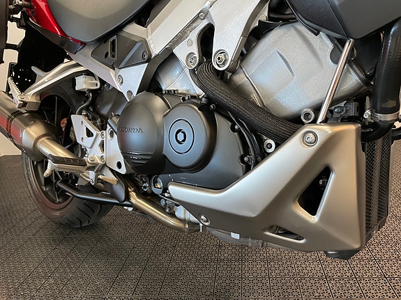 Honda VFR 800 X Crossrunner *** SERVICE/GARANTI *** 20 of 30