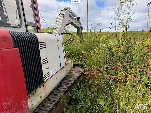 Takeuchi TB045 16 of 30