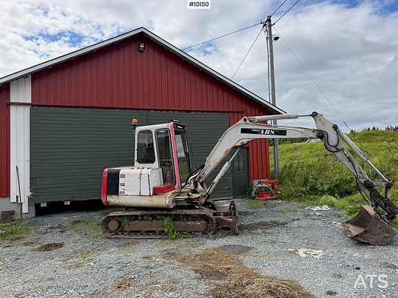Takeuchi TB045 10 of 30