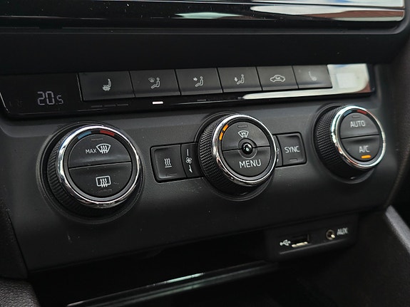 Skoda Octavia Scout 27 of 30