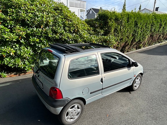 Renault Twingo 11 of 12