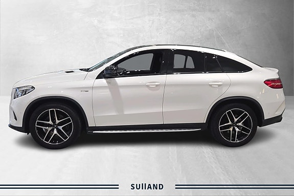 Mercedes-Benz GLE43 2 of 5