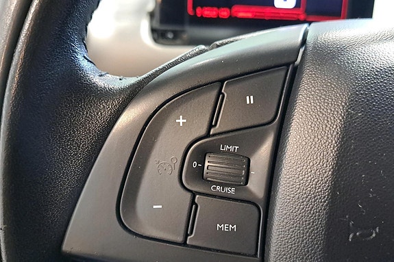 Citroen C4 Cactus 16 of 27