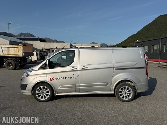 Ford Transit Custom 2 of 30
