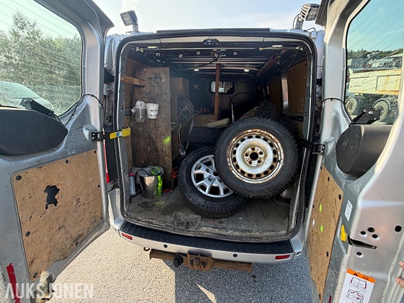 Ford Transit Custom 20 of 30
