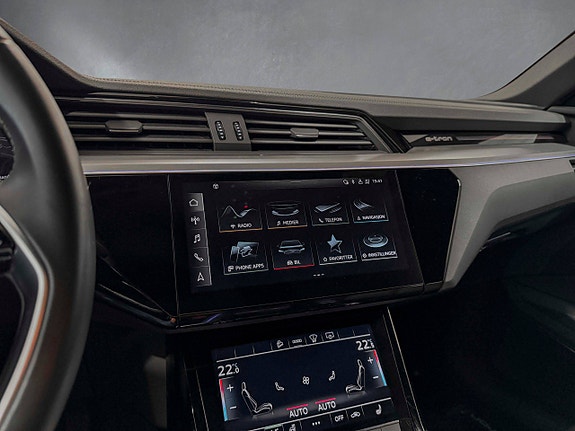 Audi e-tron Sportback 25 of 30