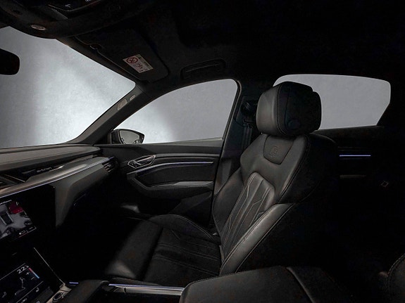 Audi e-tron Sportback 30 of 30