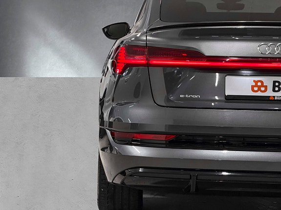 Audi e-tron Sportback 7 of 30