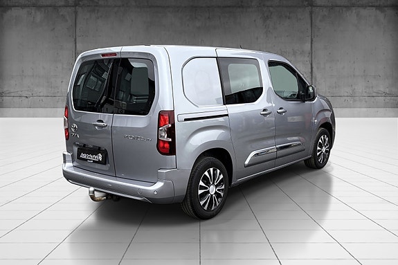 Toyota Proace City 3 of 5