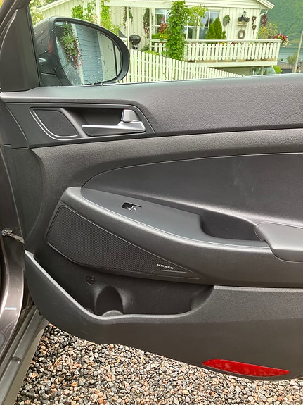 Hyundai Tucson 15 of 30