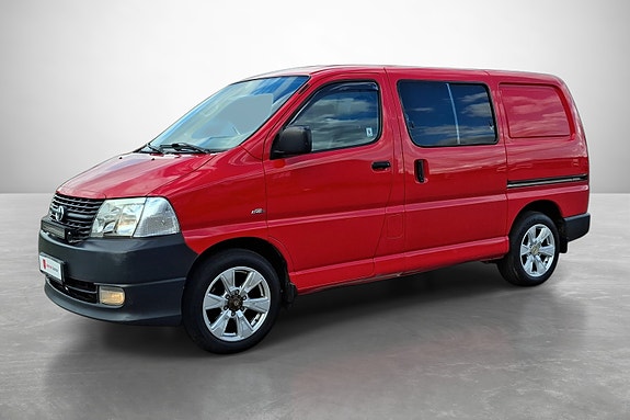 Toyota HiAce 2 of 5