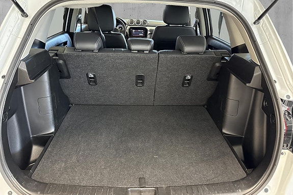 Suzuki Vitara 18 of 18